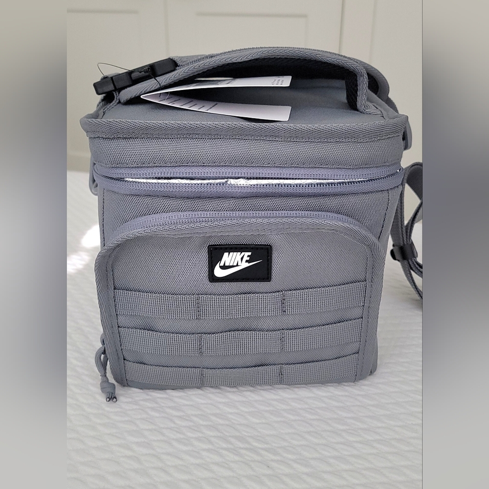 Brand New! Insulated Silver Lunch Cooler Bag